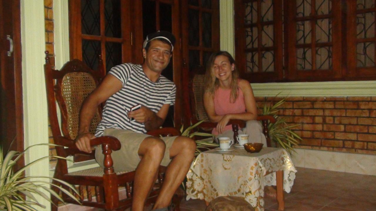 Villa De Rosh Ettukala Buitenkant foto